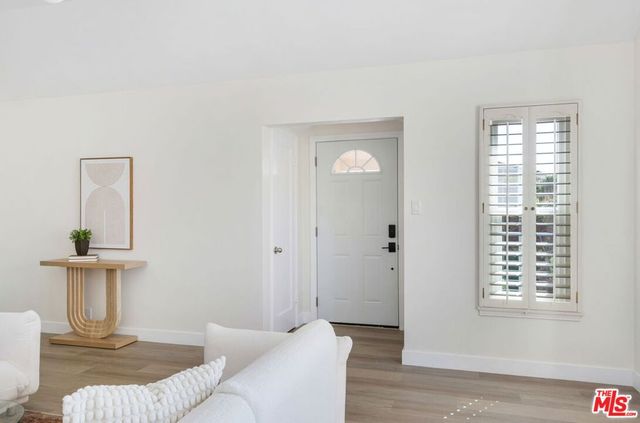 3770 Somerset Drive, Los Angeles, CA 90016