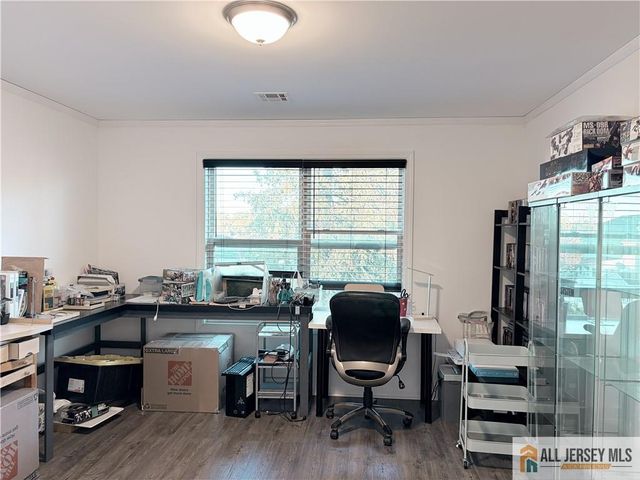 11 Andre Avenue, Edison, NJ 08817
