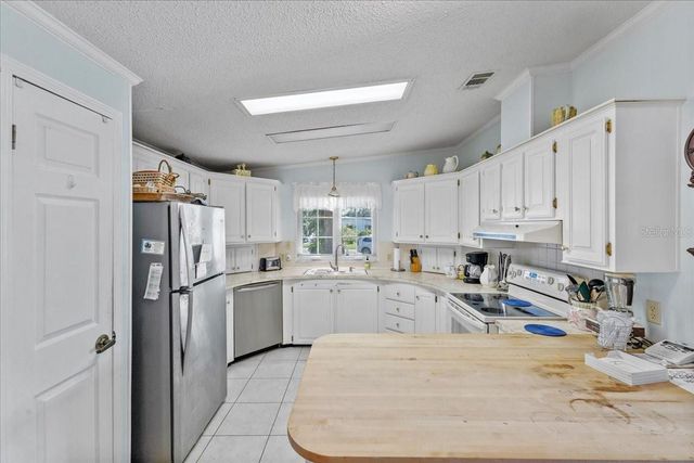 633 STARBOARD AVENUE, Edgewater, FL 32141