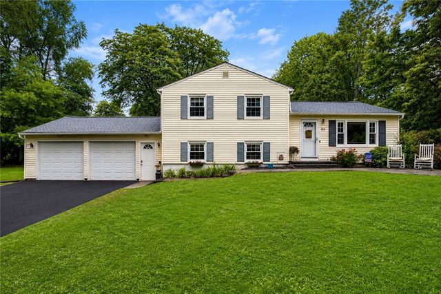 185 Woody Lane, Penfield, NY 14625