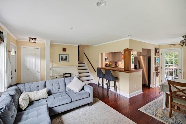 185 Woody Lane, Penfield, NY 14625