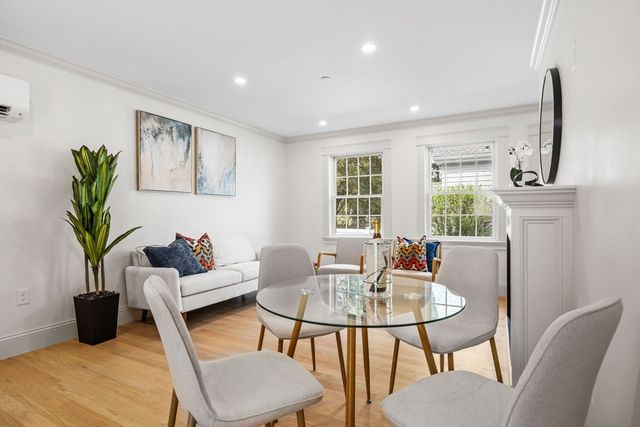 9 Swan St 2, Beverly, MA 01915