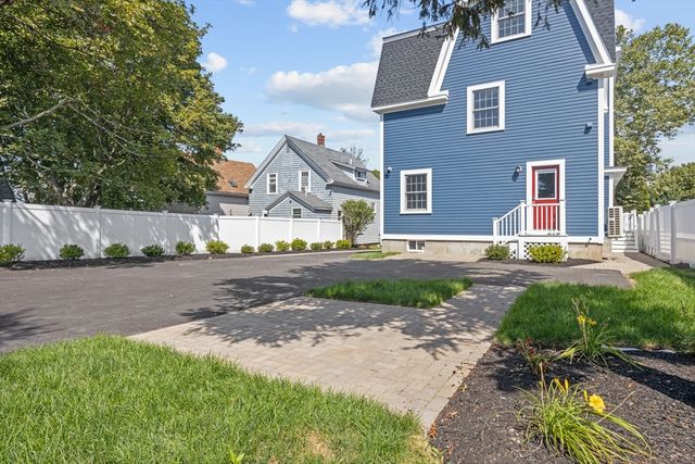 9 Swan St 2, Beverly, MA 01915