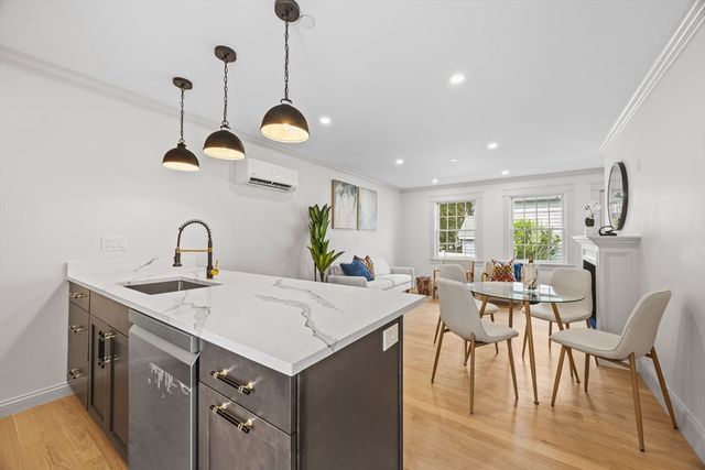 9 Swan St 2, Beverly, MA 01915