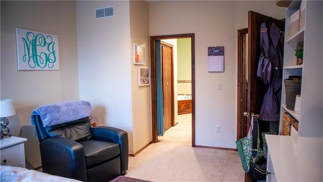 7307 Oliver Circle, Kansas City, KS 66106