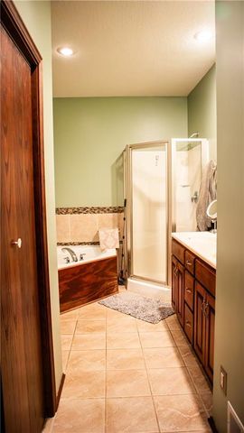 7307 Oliver Circle, Kansas City, KS 66106