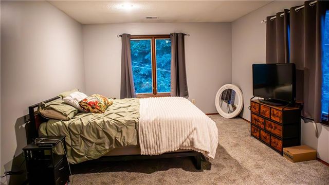 7307 Oliver Circle, Kansas City, KS 66106