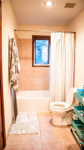 7307 Oliver Circle, Kansas City, KS 66106