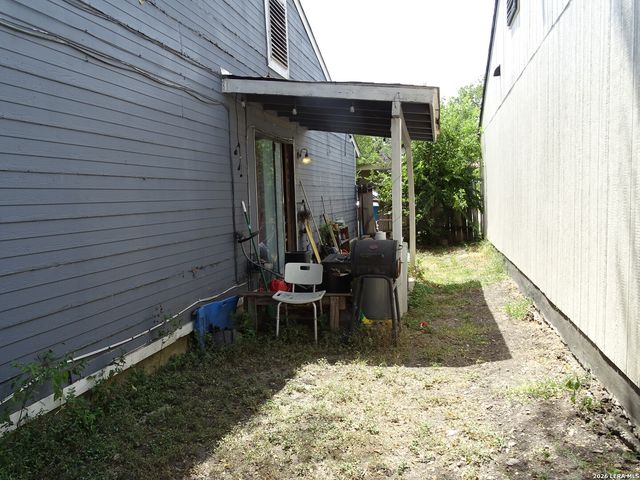 4414 LEHMAN DR, Kirby, TX 78219
