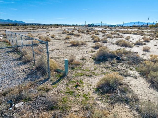 6541 North Frontier Court, Pahrump, NV 89060