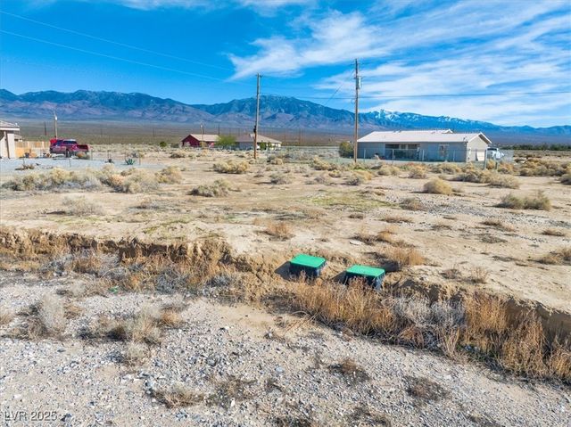6541 North Frontier Court, Pahrump, NV 89060