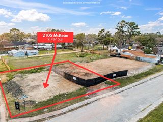 2105 Mckean Drive, Houston, TX 77080