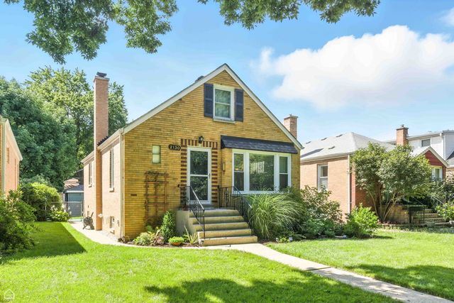 2130 Brummel Street, Evanston, IL 60202