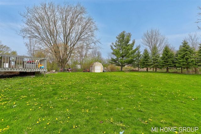 1081 Graafschap Road, Holland, MI 49423