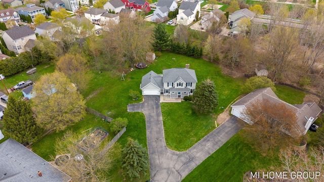 1081 Graafschap Road, Holland, MI 49423