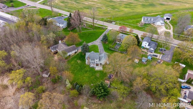 1081 Graafschap Road, Holland, MI 49423