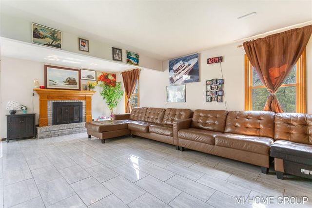 1081 Graafschap Road, Holland, MI 49423