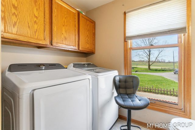1081 Graafschap Road, Holland, MI 49423