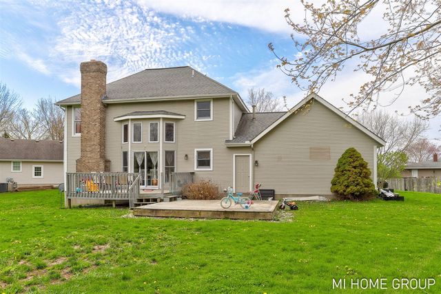 1081 Graafschap Road, Holland, MI 49423