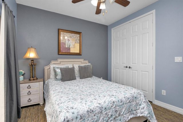 7039 Kingston Cove Ln 309, Willis, TX 77318