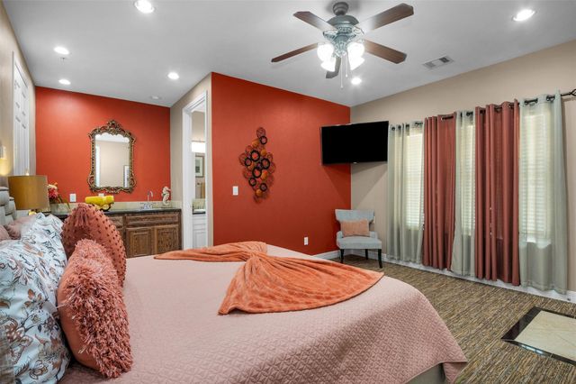 7039 Kingston Cove Ln 309, Willis, TX 77318