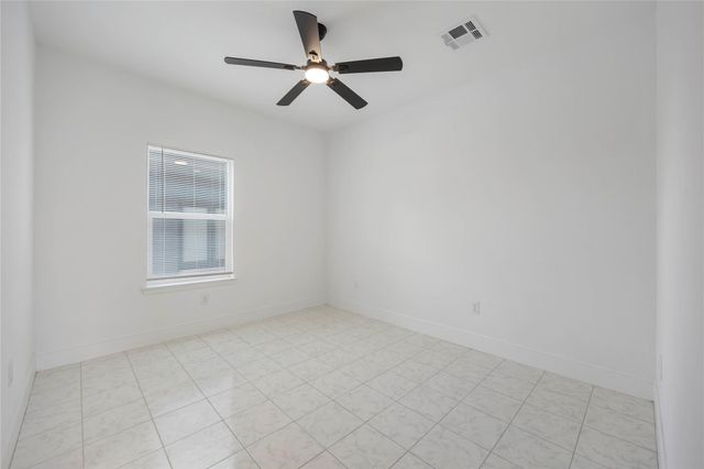 4814 Wilmington Street A, Houston, TX 77033