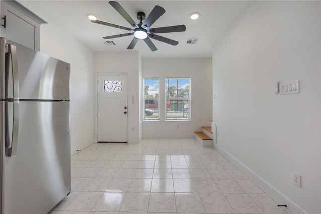 4814 Wilmington Street A, Houston, TX 77033