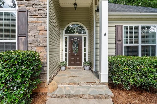7055 Fletcher Dr, Winston, GA 30187