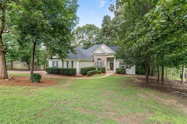 7055 Fletcher Dr, Winston, GA 30187