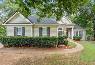 7055 Fletcher Dr, Winston, GA 30187