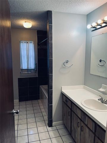 39648 MEADOWOOD LOOP, Zephyrhills, FL 33542