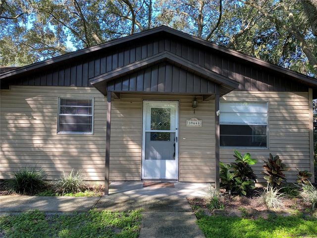 39648 MEADOWOOD LOOP, Zephyrhills, FL 33542