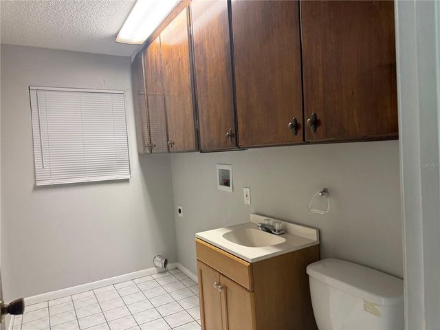 39648 MEADOWOOD LOOP, Zephyrhills, FL 33542