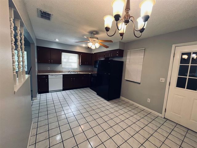 39648 MEADOWOOD LOOP, Zephyrhills, FL 33542
