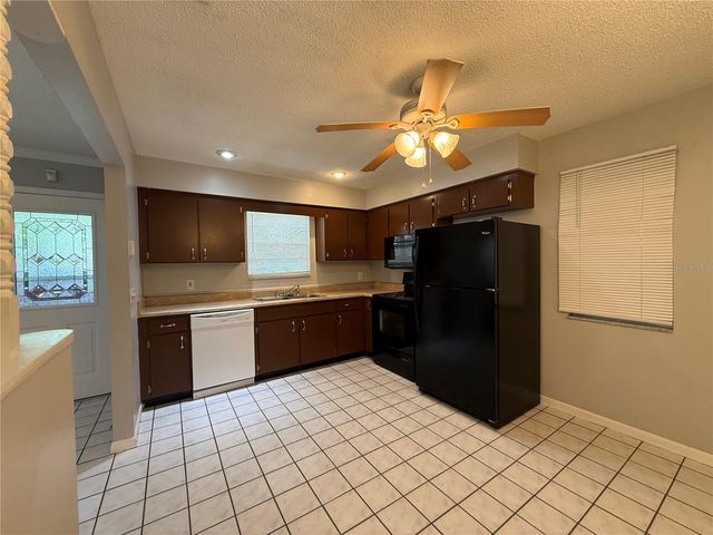 39648 MEADOWOOD LOOP, Zephyrhills, FL 33542
