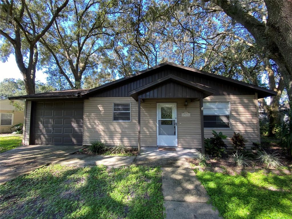 39648 MEADOWOOD LOOP, Zephyrhills, FL 33542