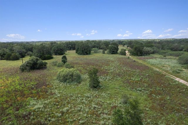 000 Josie LN, Bastrop, TX 78602