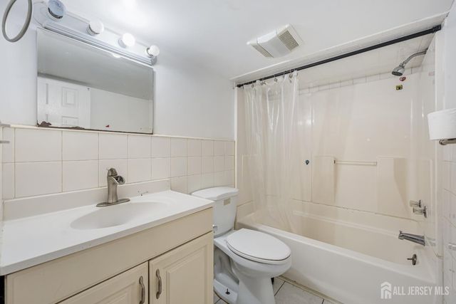 34 Princeton Road, Old Bridge, NJ 08859