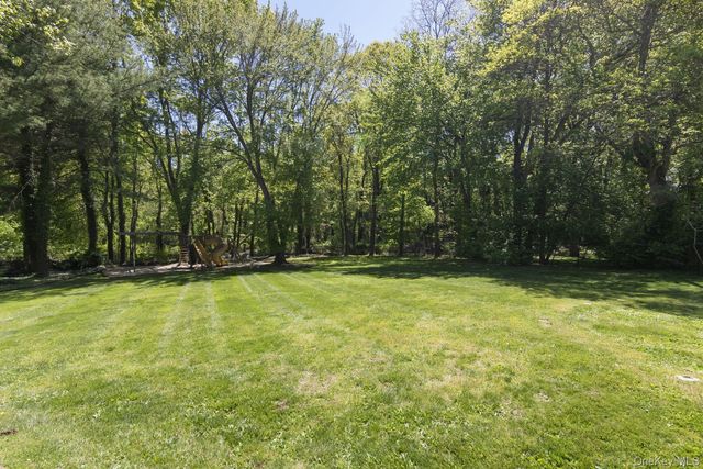 26 Candlewood Path, Dix Hills, NY 11746