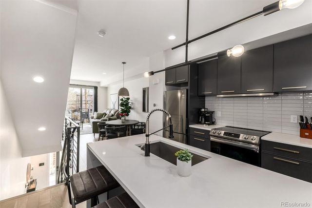 2588 S Broadway, Denver, CO 80210