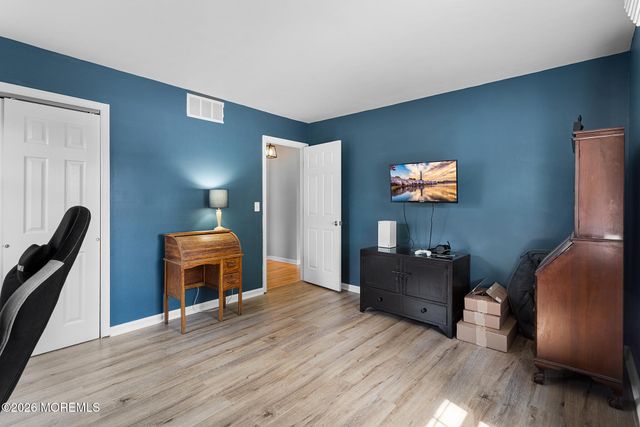 88 Almond Drive, Toms River, NJ 08753