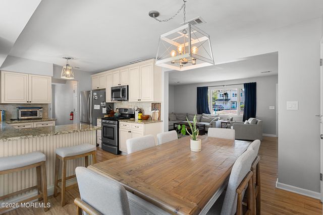 88 Almond Drive, Toms River, NJ 08753