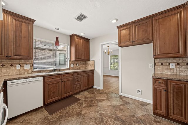 12411 Pinerock Lane, Houston, TX 77024