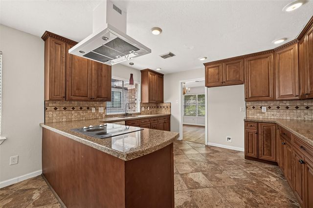 12411 Pinerock Lane, Houston, TX 77024