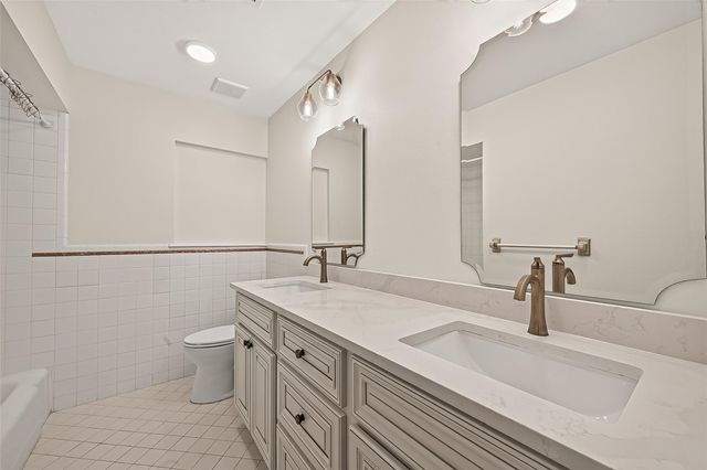 12411 Pinerock Lane, Houston, TX 77024