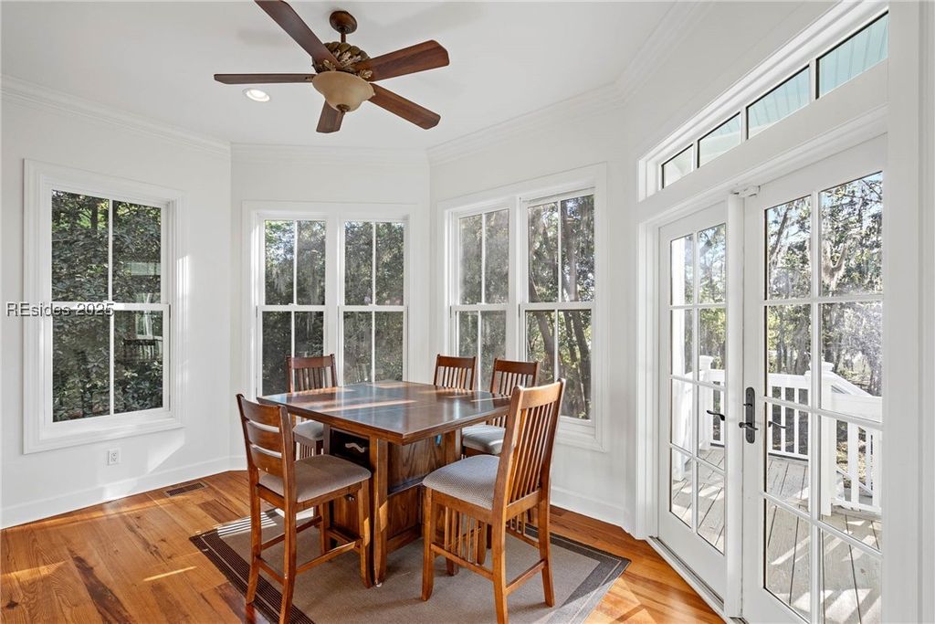 Image 16 of property listing at 104 Barnaby Blf, Seabrook, SC 29940