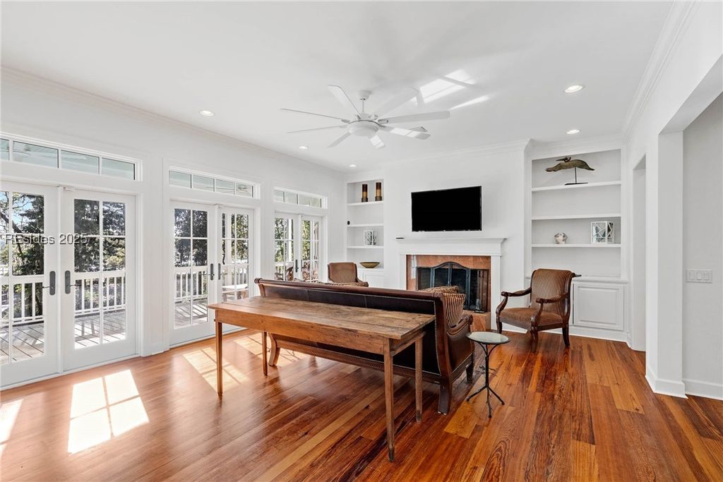 Image 17 of property listing at 104 Barnaby Blf, Seabrook, SC 29940