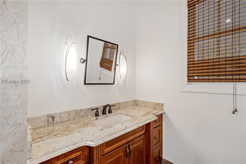 Image 27 of property listing at 104 Barnaby Blf, Seabrook, SC 29940