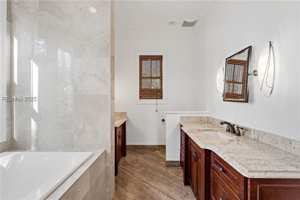 Image 28 of property listing at 104 Barnaby Blf, Seabrook, SC 29940