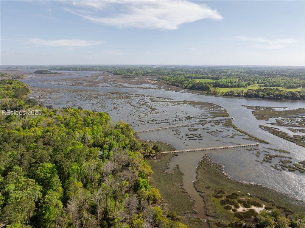 Image 61 of property listing at 104 Barnaby Blf, Seabrook, SC 29940